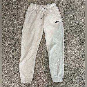 white nike sweats